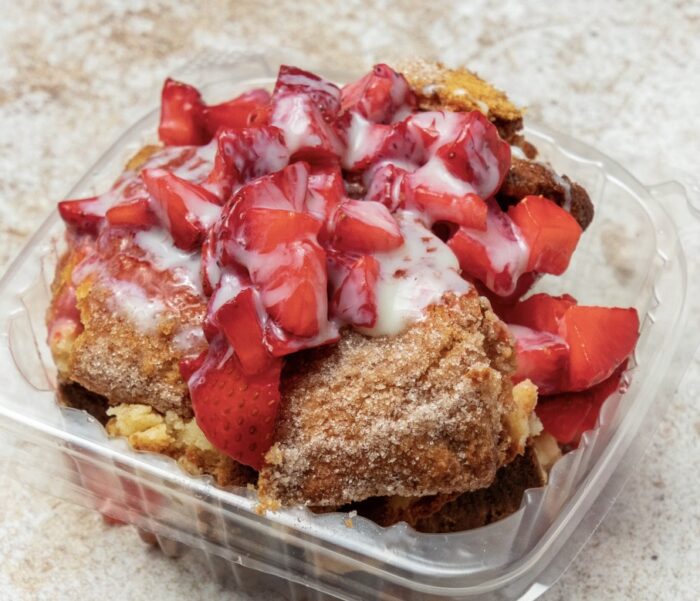 Churro Cheesecake with Fresh Strawberries (Set of two)